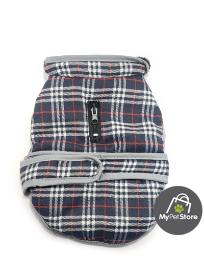 ROPA: CAPA ESCOCESA NEGRA